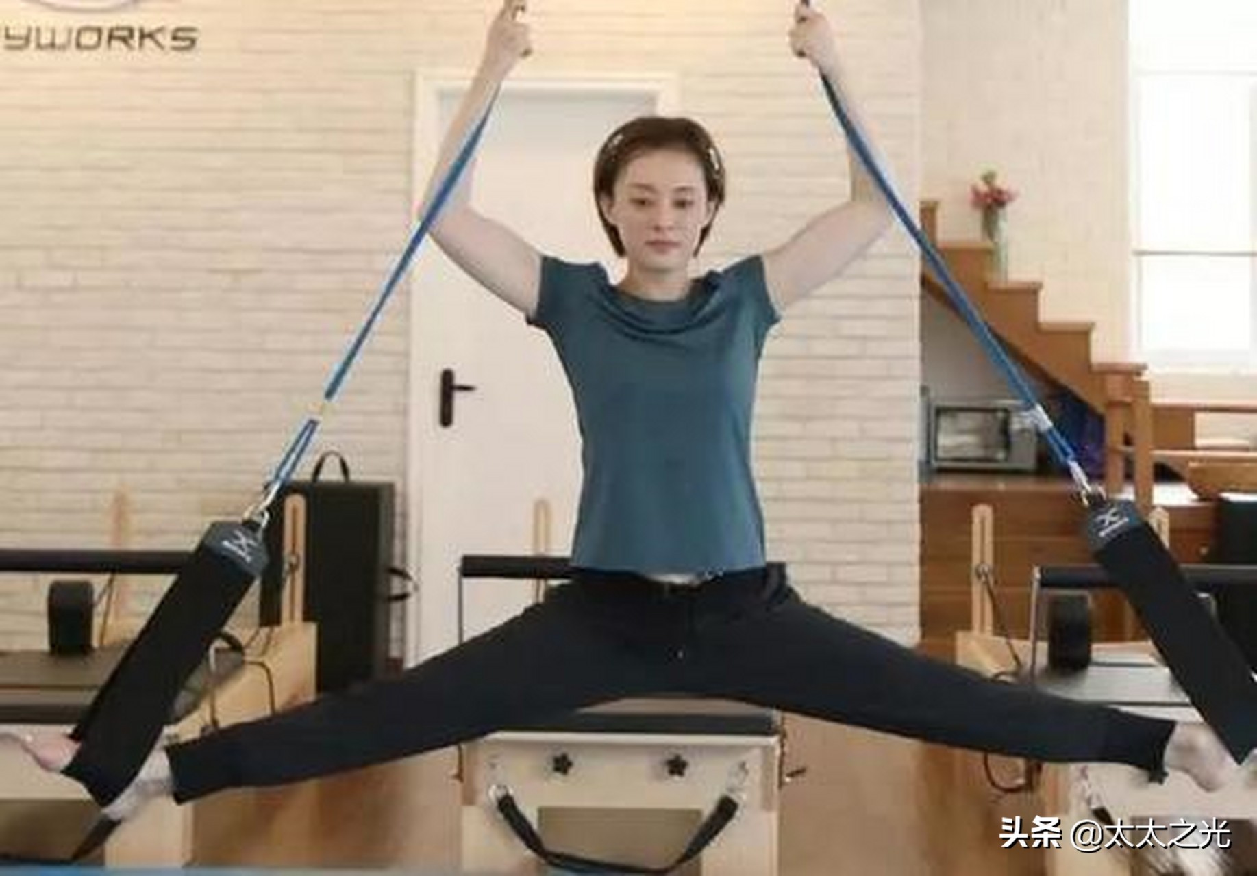 坚持练瑜珈的好处,60岁老人练瑜伽好处