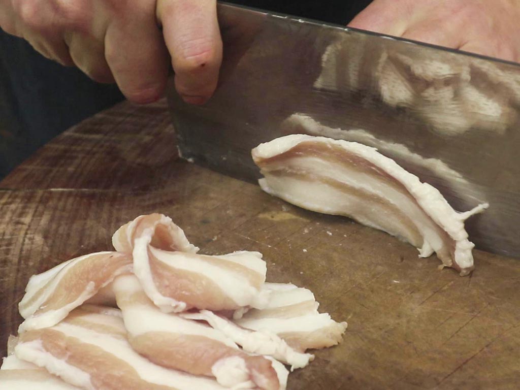 谷爱凌喜欢吃中国菜吗,谷爱凌谈最爱吃的食物