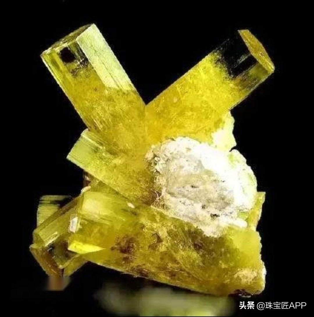 四种宝石图片大全,各种宝石黄色