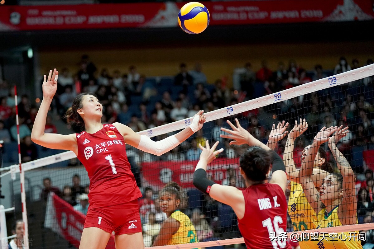 女排意大利与泰国比赛结果,世界女排锦标赛日本3比0美国