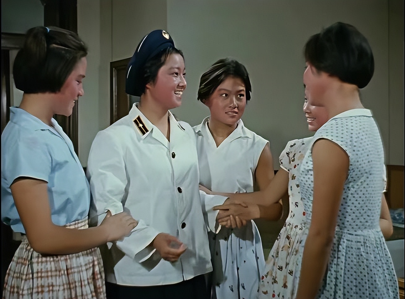 58年前的五好电影画面美歌好听女主角青春靓丽男主角人帅嗓音性感