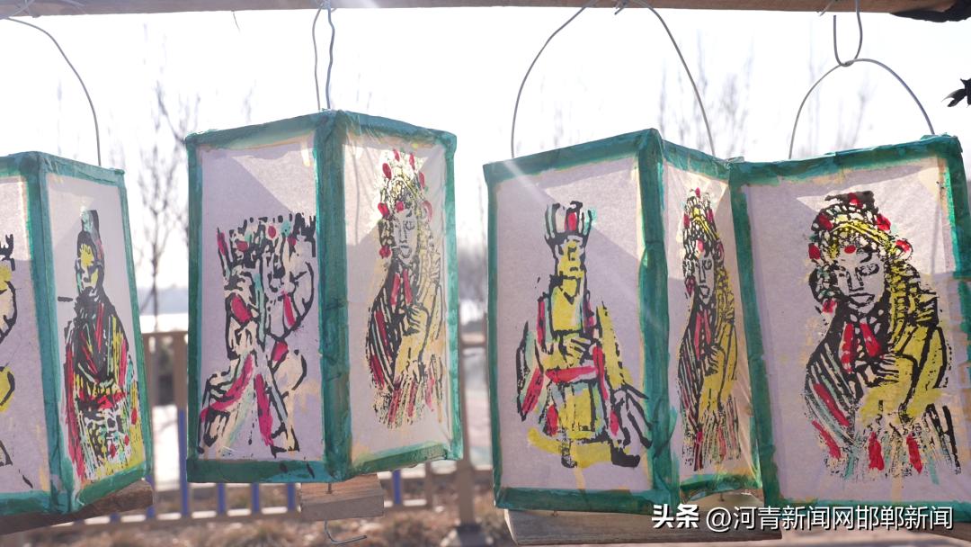 路边老爷爷纯手工制作的灯笼,中国传统民族文化手工纸糊灯笼