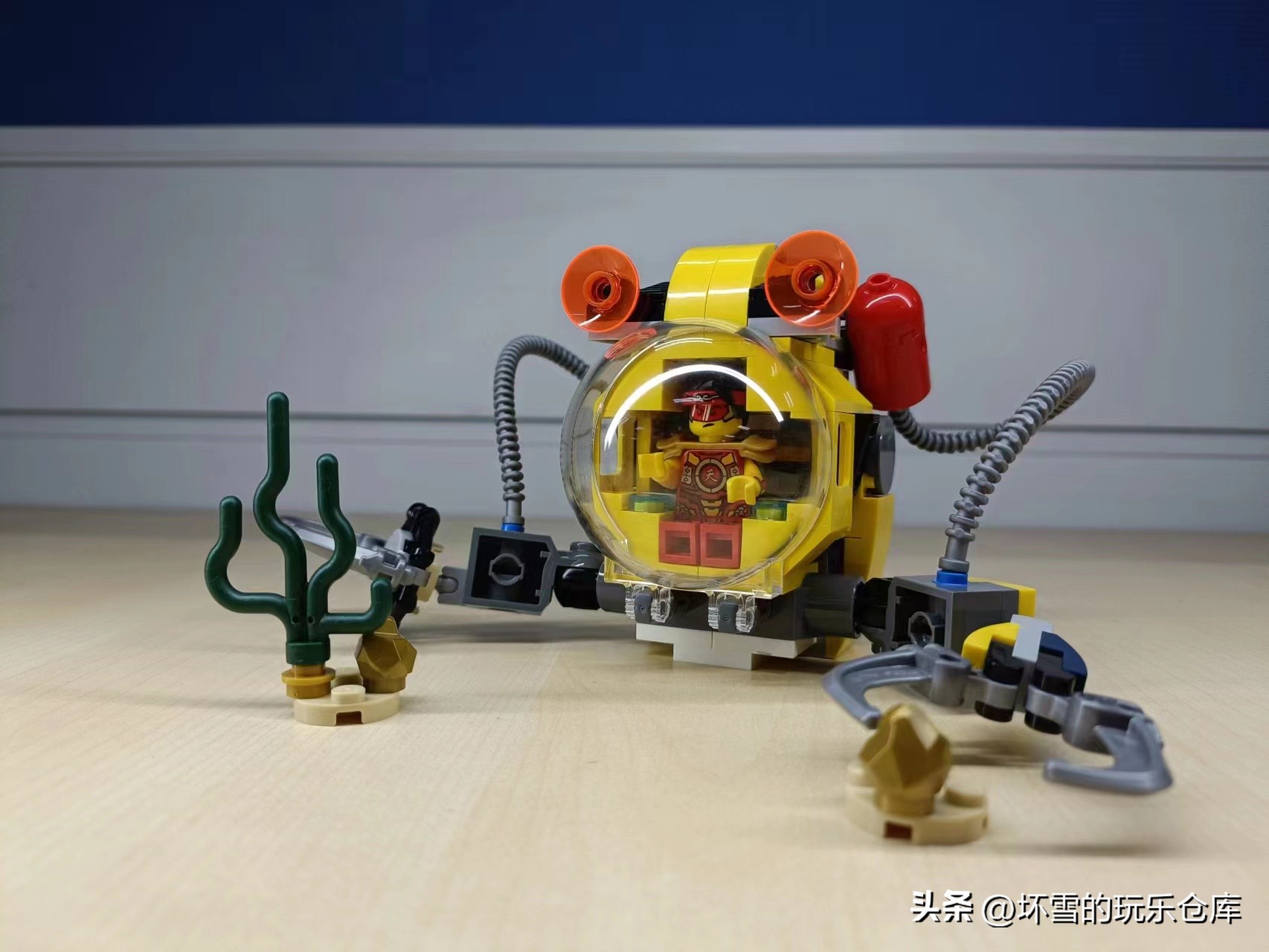 乐高31090水下机器人,乐高科技系列42037