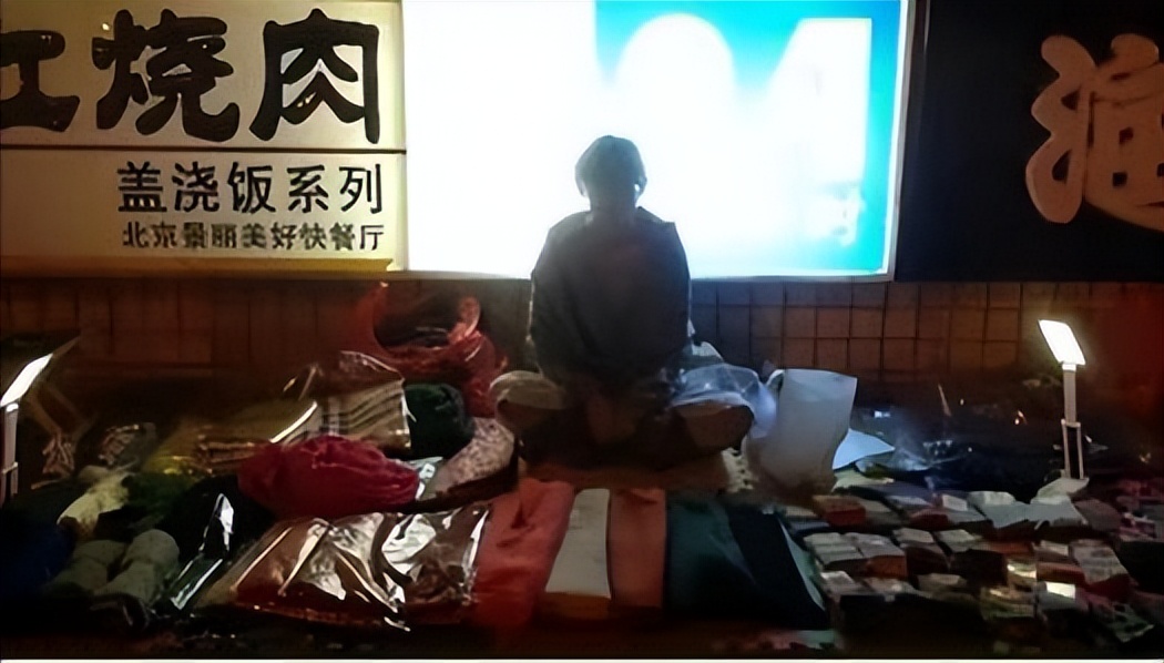 断舍离家里只有9件家具,断舍离家电家具