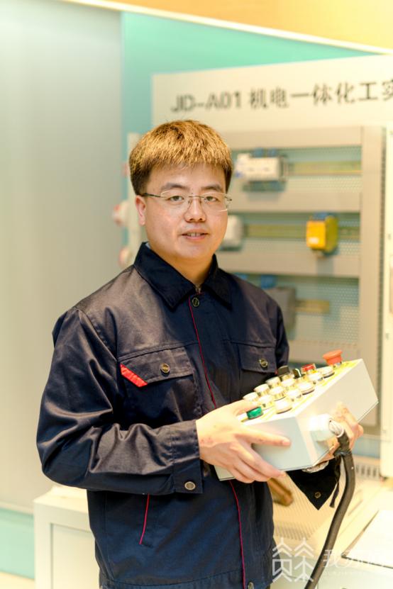 工久为匠“90后”小伙用技能擦亮“职教生”的出彩人生丨江苏最美人物