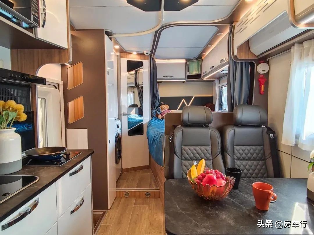 上汽轻卡房车h500好还是h300好,15-20万全新轻卡房车推荐