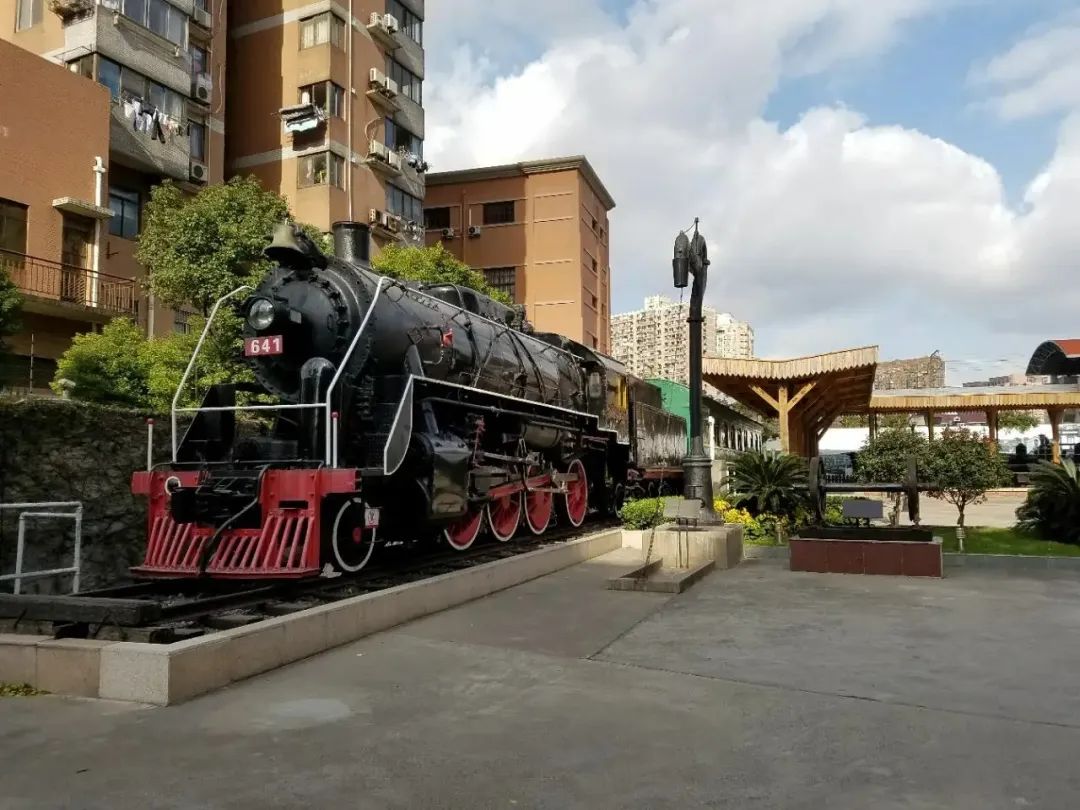 上海13号地铁沿线玩的好地方,上海地铁游玩攻略