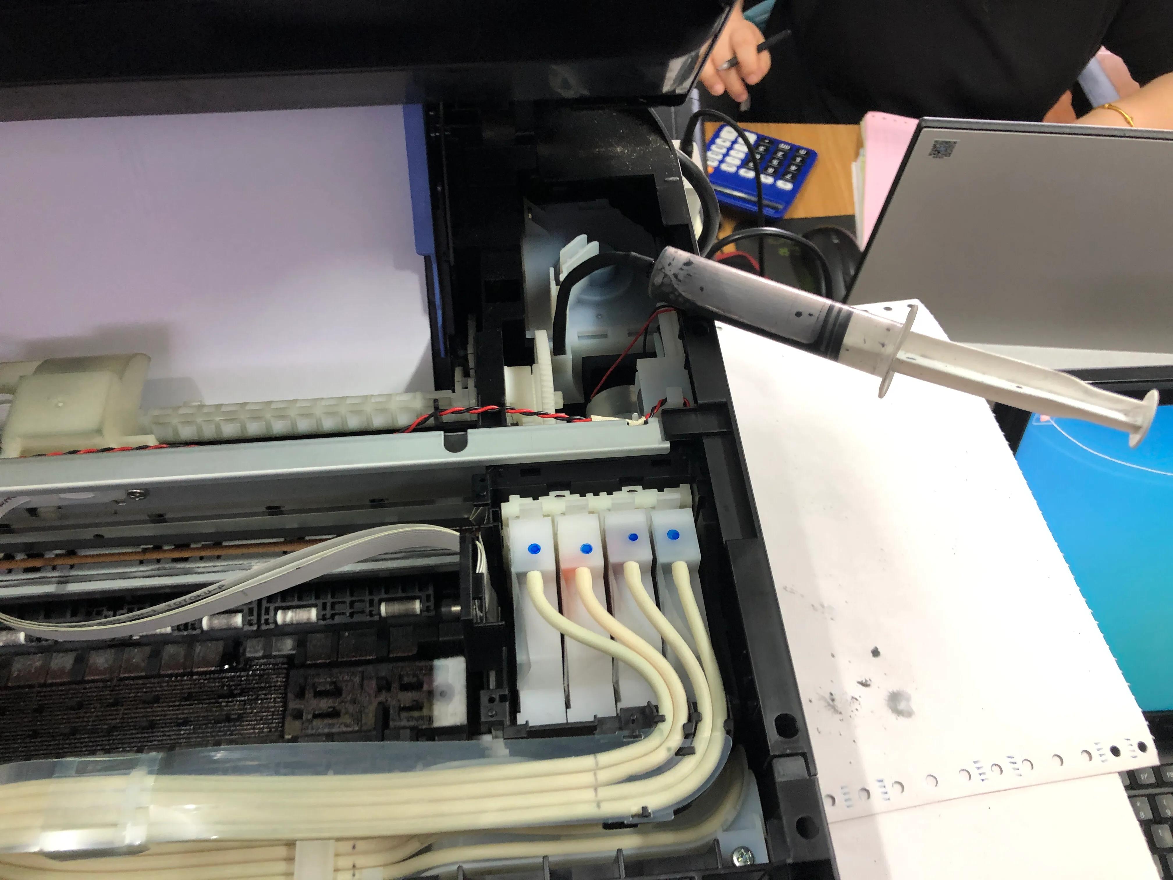 爱普生l3153墨水缺纸张灯闪烁,爱普生l3158打印不了彩色什么原因