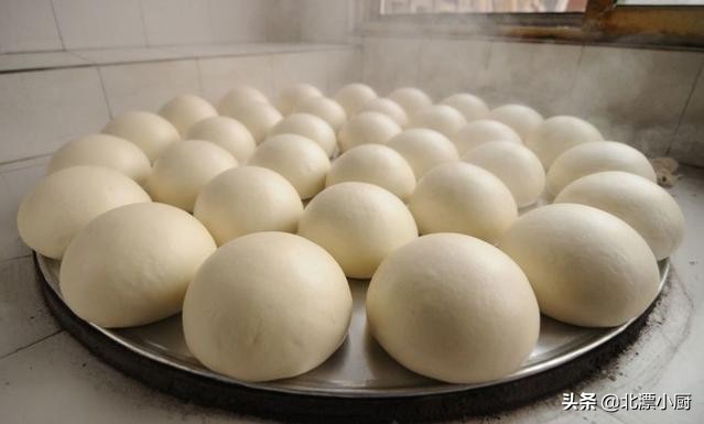 怎样发面蒸包子才松软好看不回缩,发面技巧大全