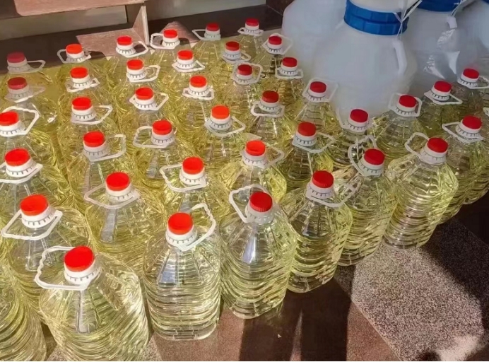 农村卖10块一斤的高粱酒是真的不,10块钱一斤的散装白酒怎么样