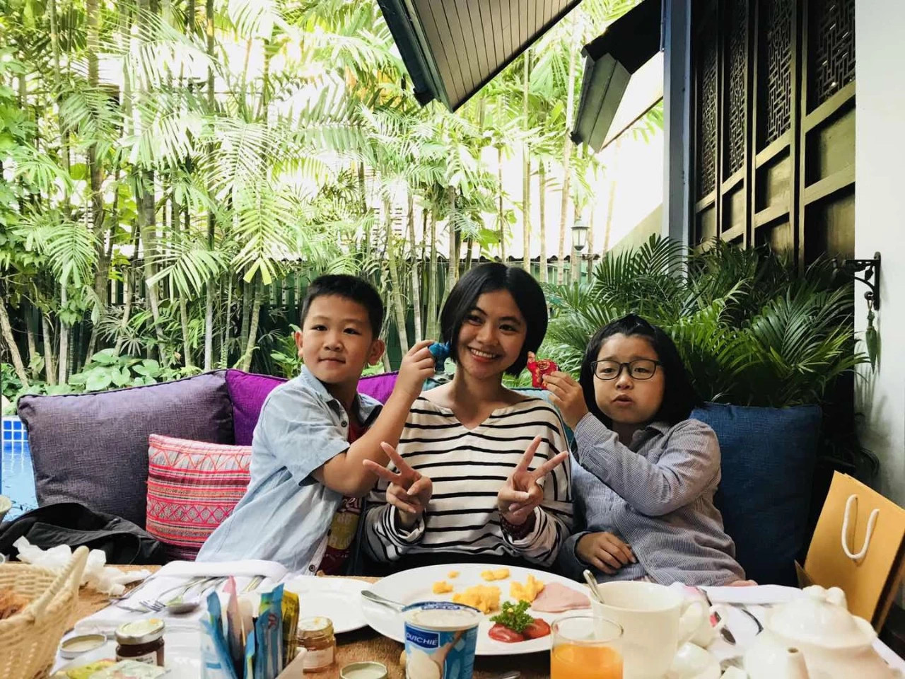 我，90后北漂失败到泰开民宿，月入1千涨到5万还交台湾富二代男友