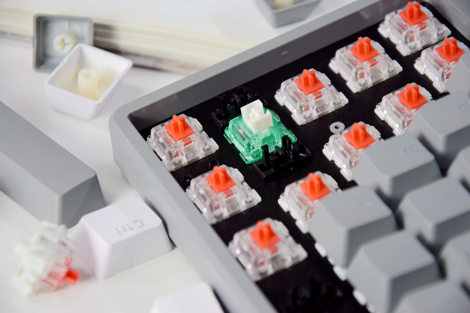 黑爵104键机械键盘,pbt键帽食品级