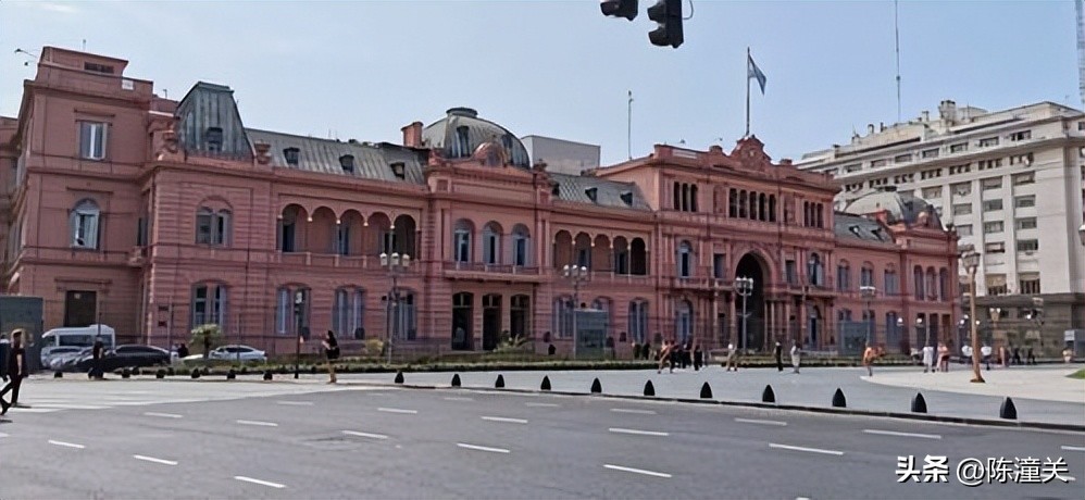 阿根廷与哪个国家距离最近,阿根廷的国家经济实力