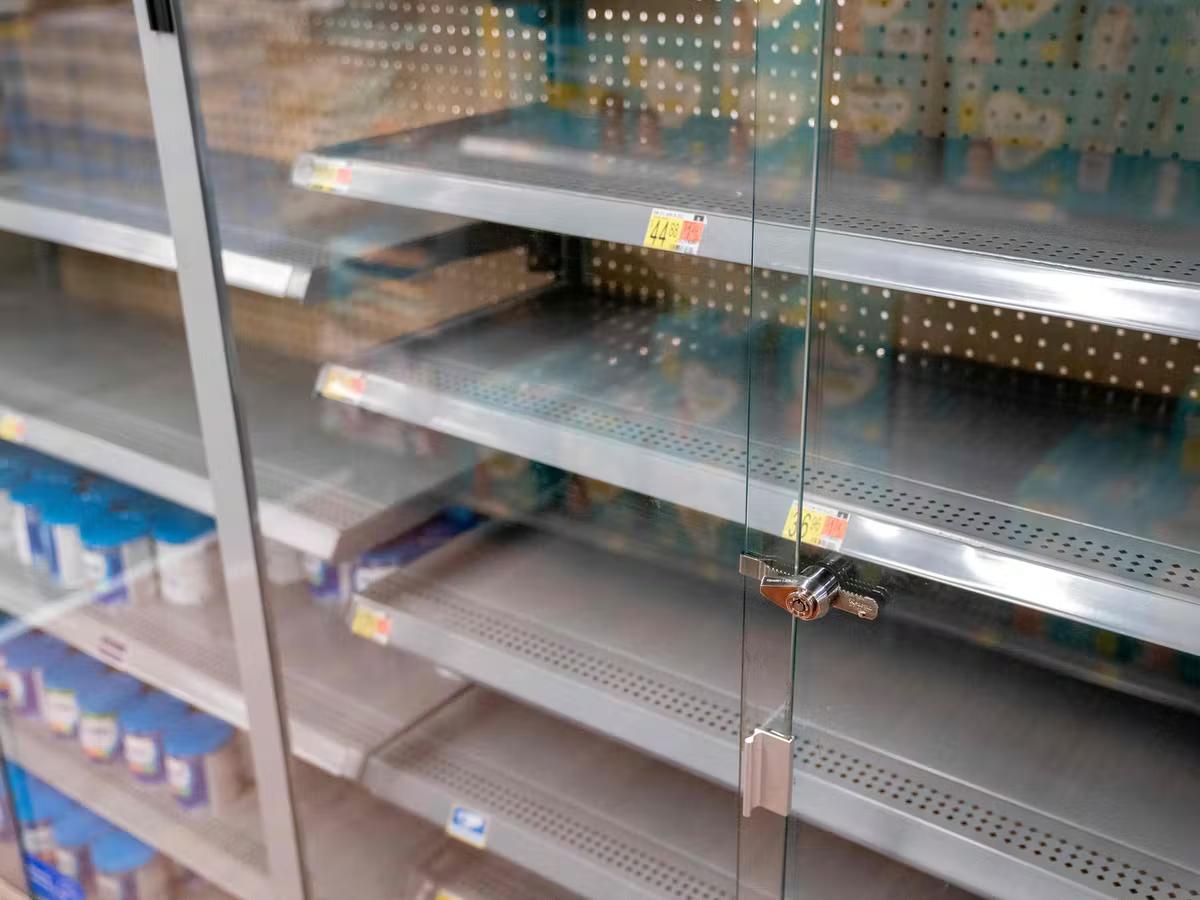 美国婴儿奶粉短缺央视报道,美国婴幼儿配方奶粉短缺