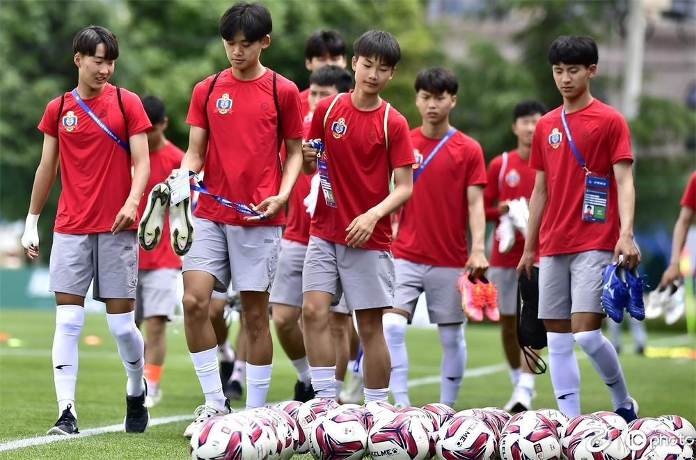 中乙冲甲组延边龙鼎2:0首胜图片,中乙延边龙鼎冲甲成功