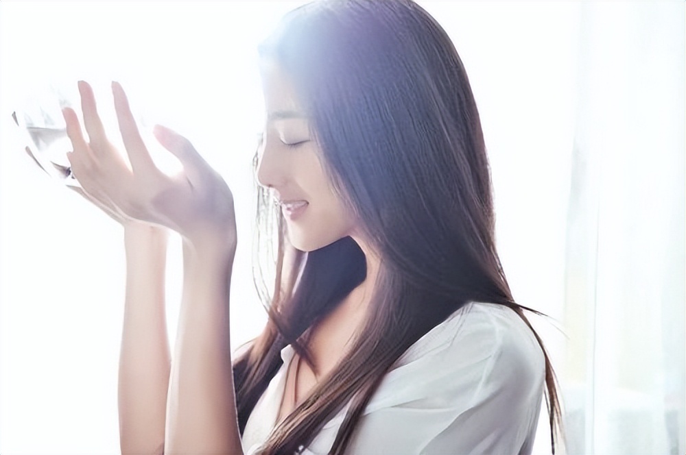 喜欢和爱的区别就体现在这三点上,男人对女人喜欢和欲望有什么区别