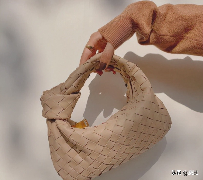 大牌包包和小众品牌到底怎么选,大牌包怎么投资