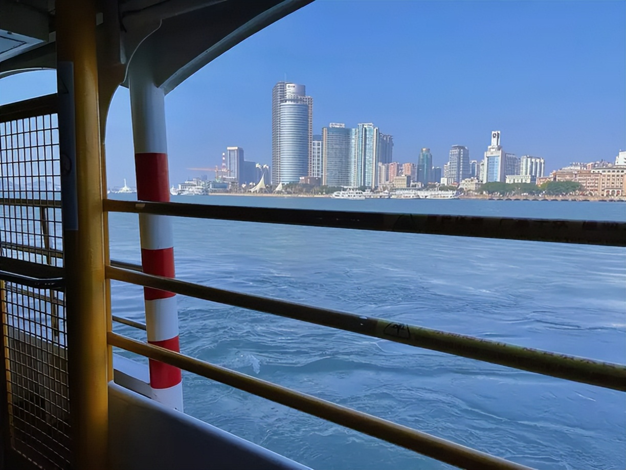 香港的天星小轮是什么样子的,香港天星小轮尖沙咀