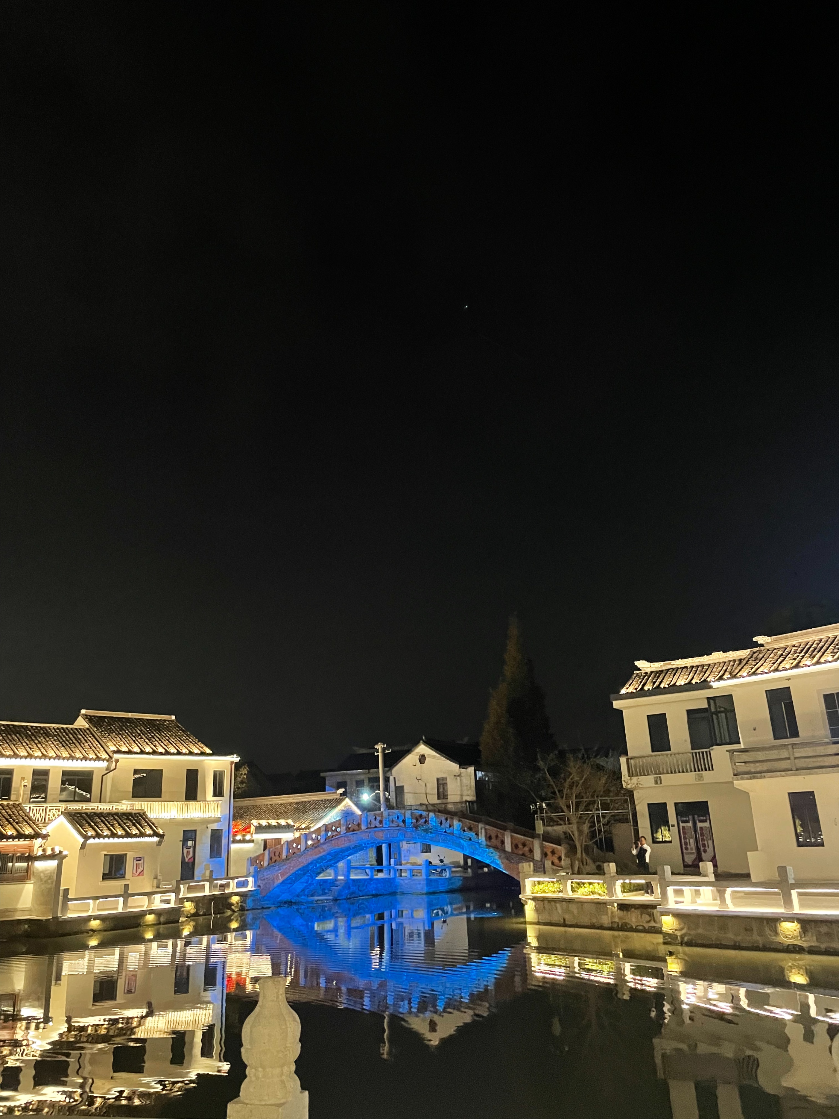 售楼处客服小姐姐,售楼部小姐姐的工作好处