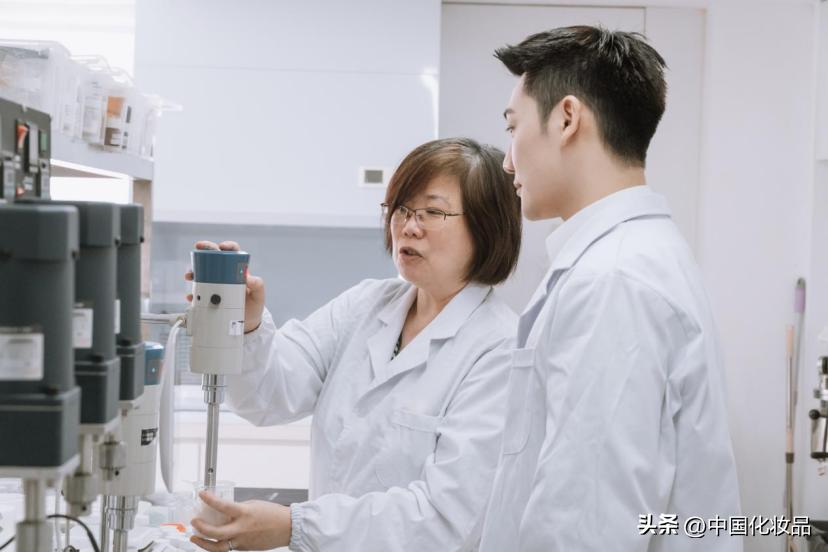 新动作新气象,新动作靓丽转身