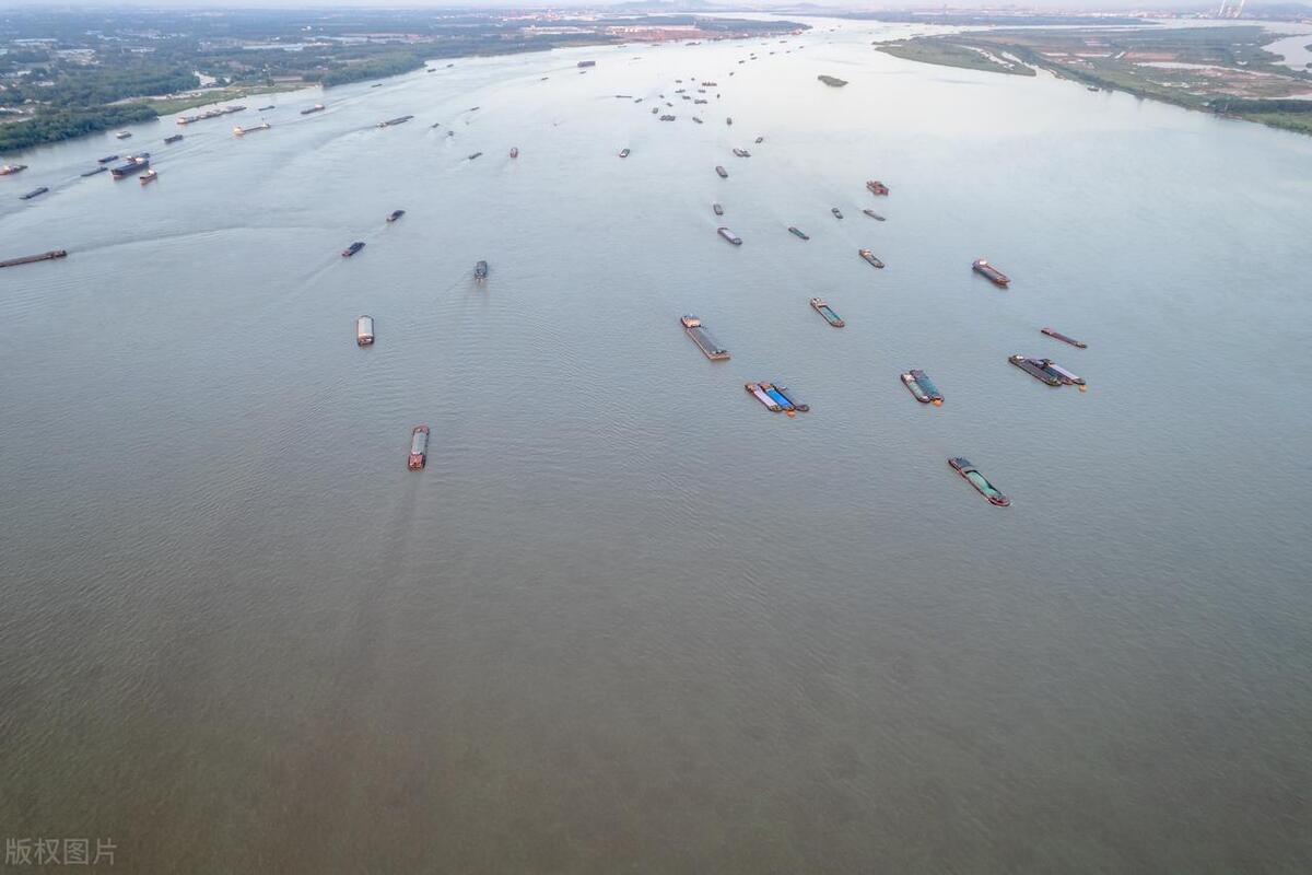 三峡船闸要不要过路费,长江三峡船闸过船费用