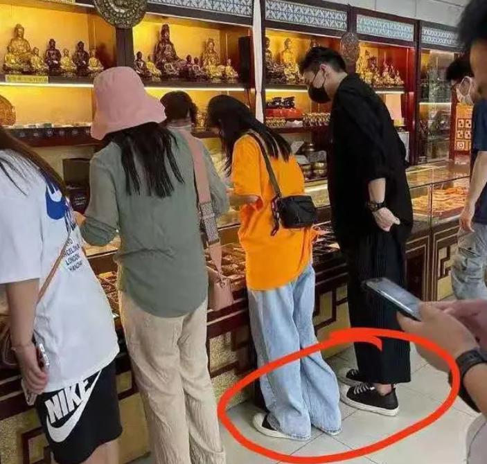 蔡卓宜王大陆恋爱曝光,蔡卓宜王大陆官宣故事