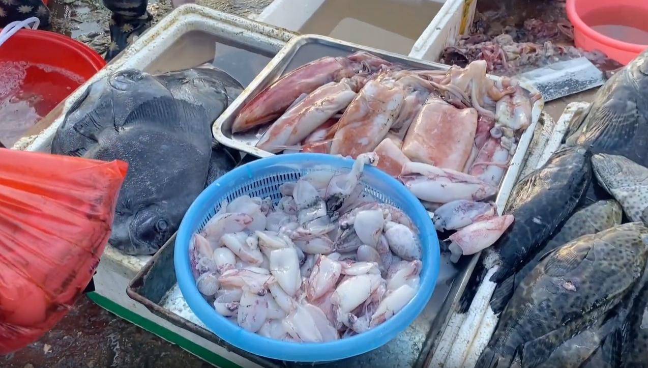 三亚大鲍鱼批发市场,三亚去哪里买海鲜最便宜