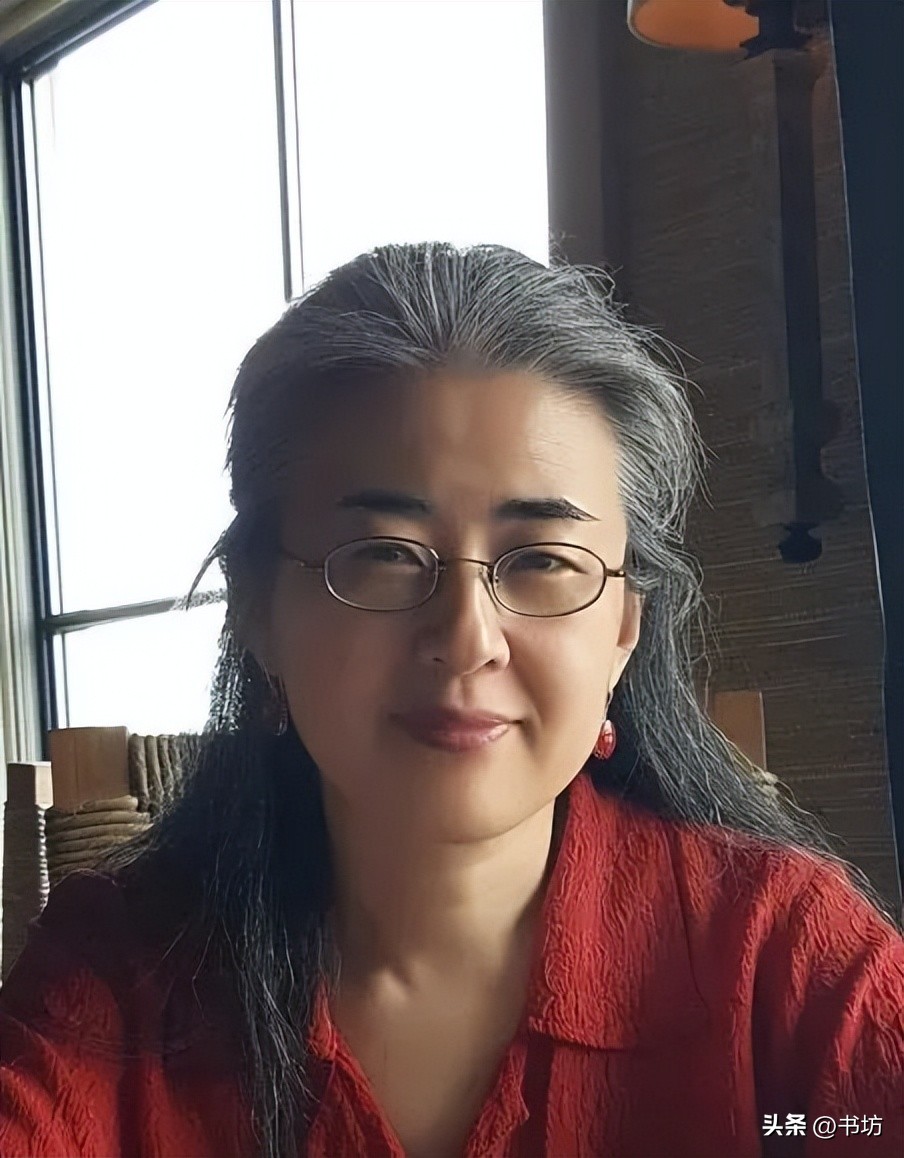 田晓菲的人生经历,田晓菲是什么