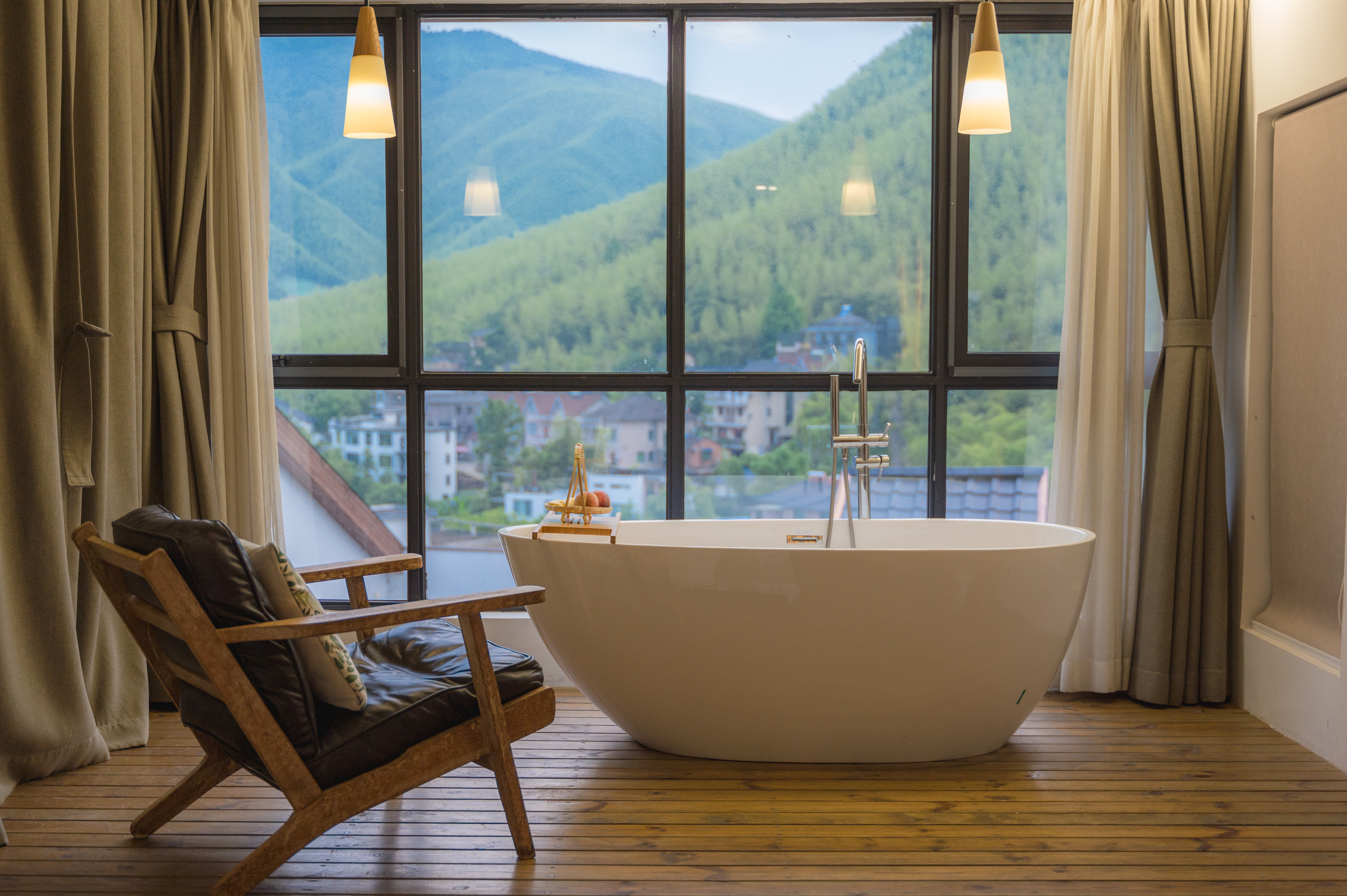 山林逸境私人温泉,在山林中泡温泉