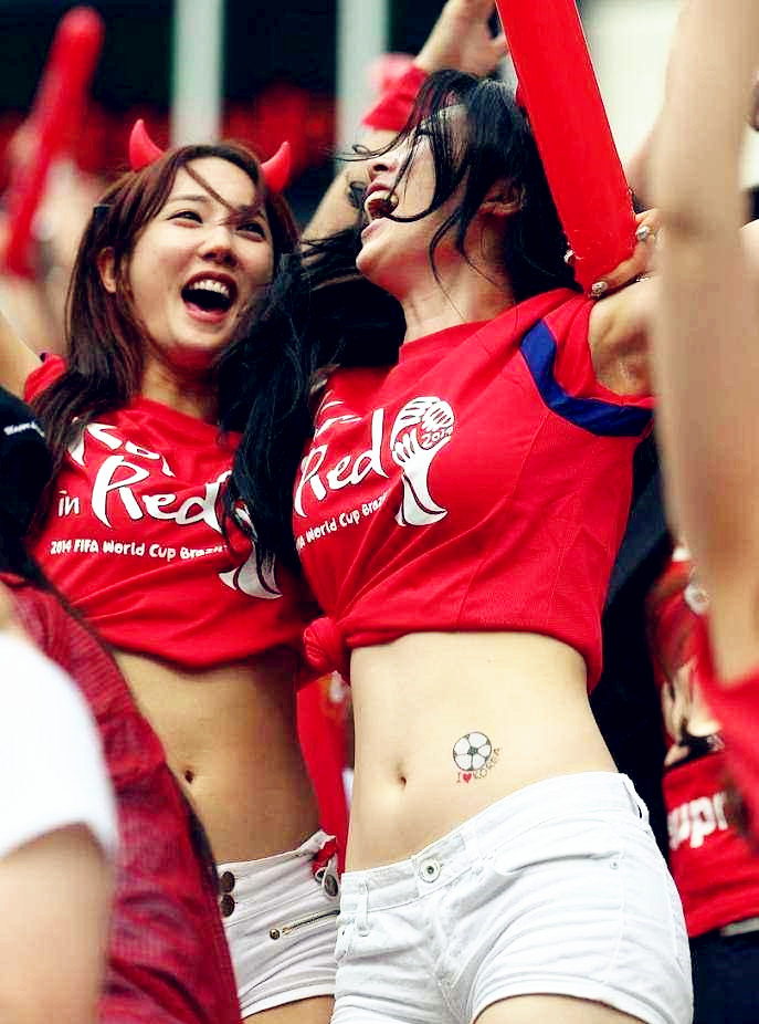 当卡塔尔世界杯的场外“主角”，Blokecore风才是你的选择