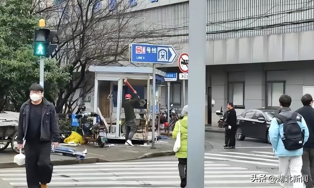 买来时3万多，现在仅800元！上海的核酸亭“再就业”没那么容易