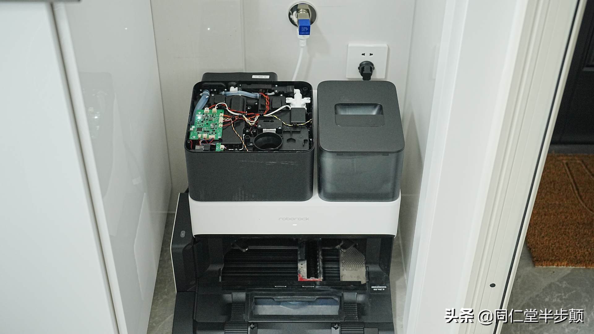 自动洗拖吸一体的扫地机测评,自清洁吸拖一体扫地机器人