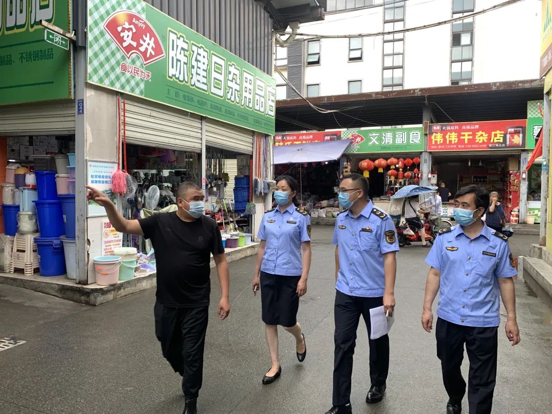 做好疫情防控都江堰在行动,压紧防控责任筑牢安全防线