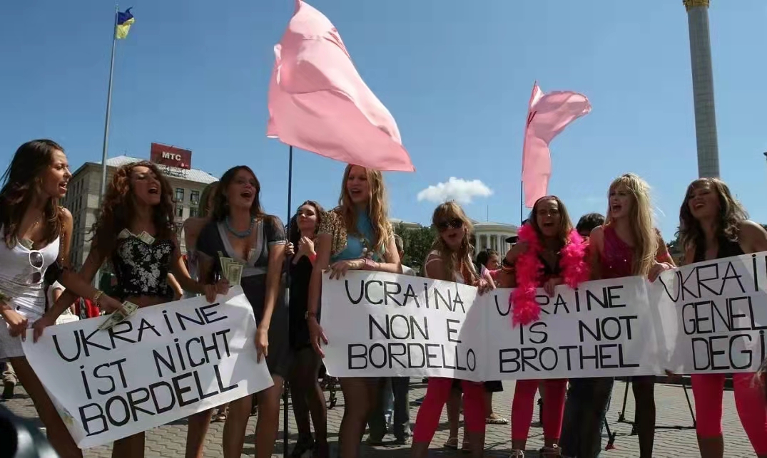 欧洲*院妓**？欧洲子宫？被人贩子和变态盯上的乌克兰美女该怎么办？