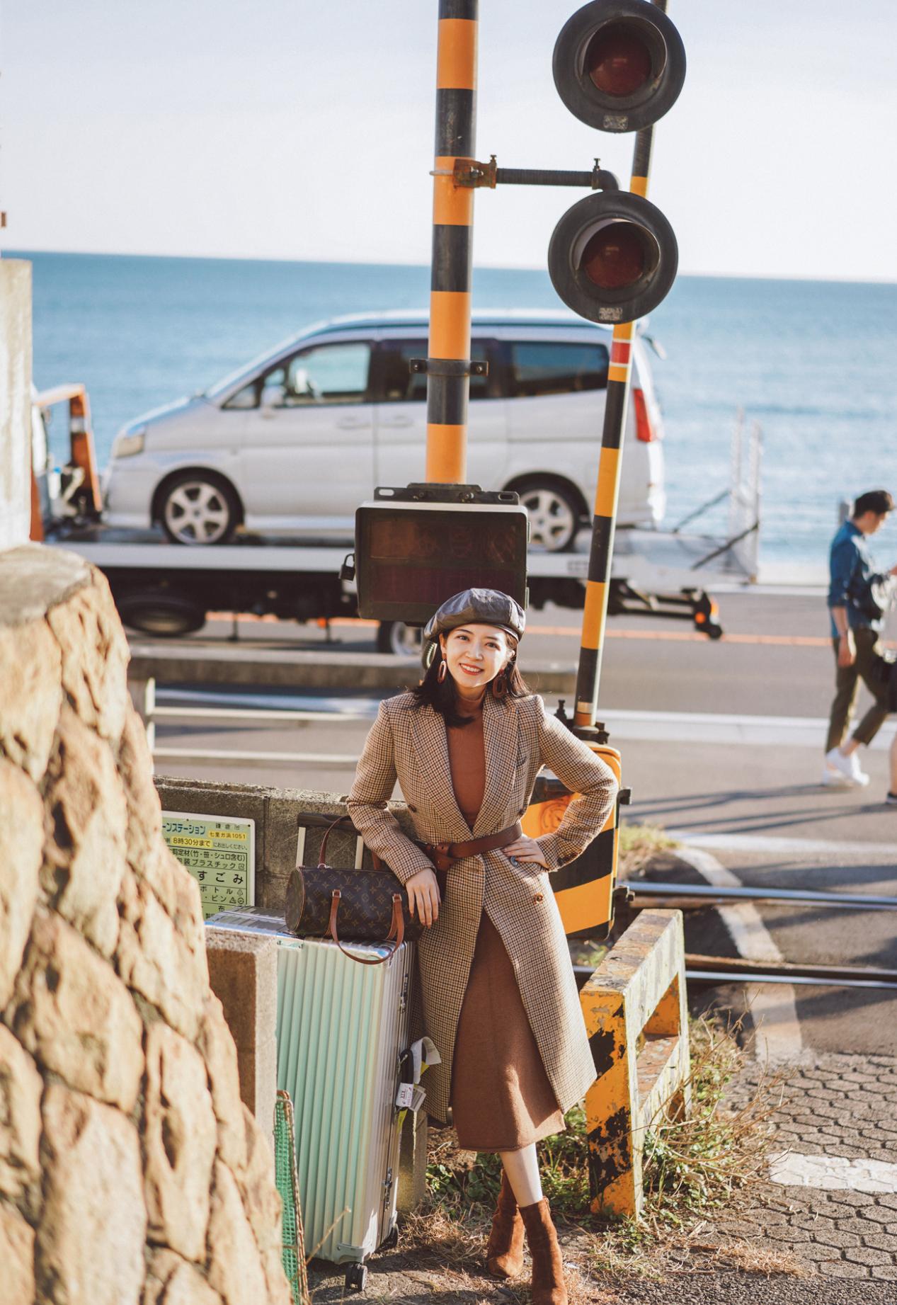 一条“腰带”打造衣橱精致感，学习博主三木怎么搭，高级又有气质