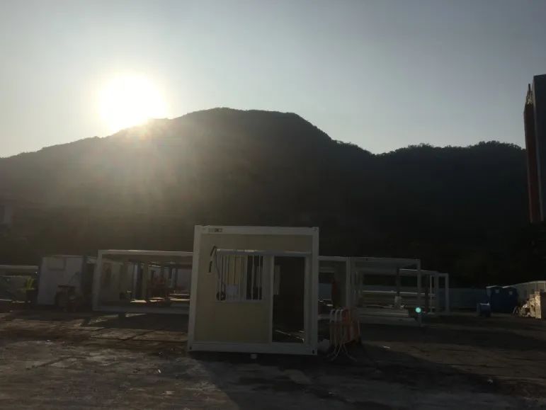 香港方舱纪实,香港人眼中的方舱