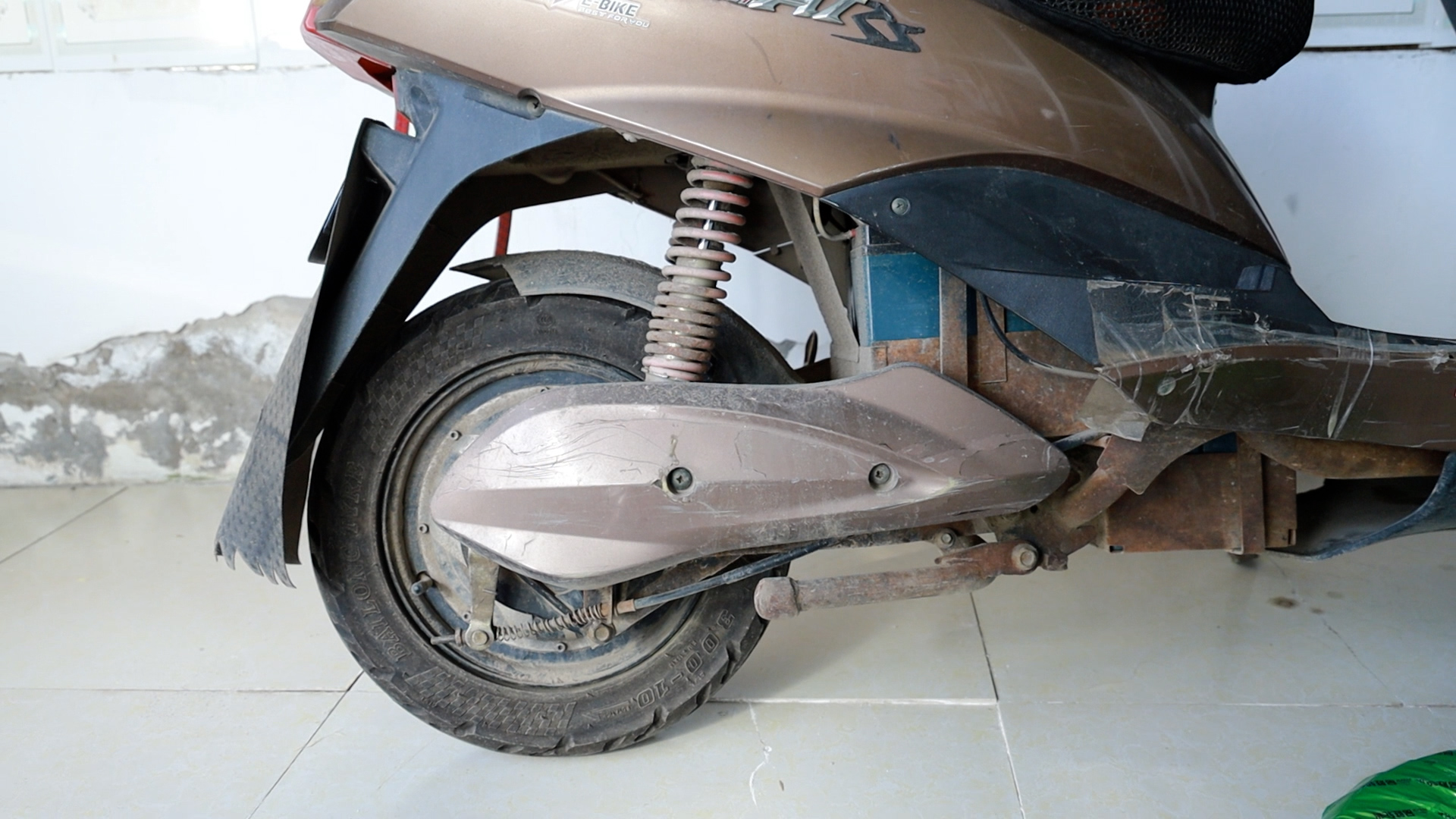 电动车防爆防扎钢丝真空胎,电动车真空胎如何选择