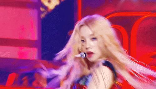 为什么穿5万元的杨幂同款,杨幂同款非得杨幂穿过吗