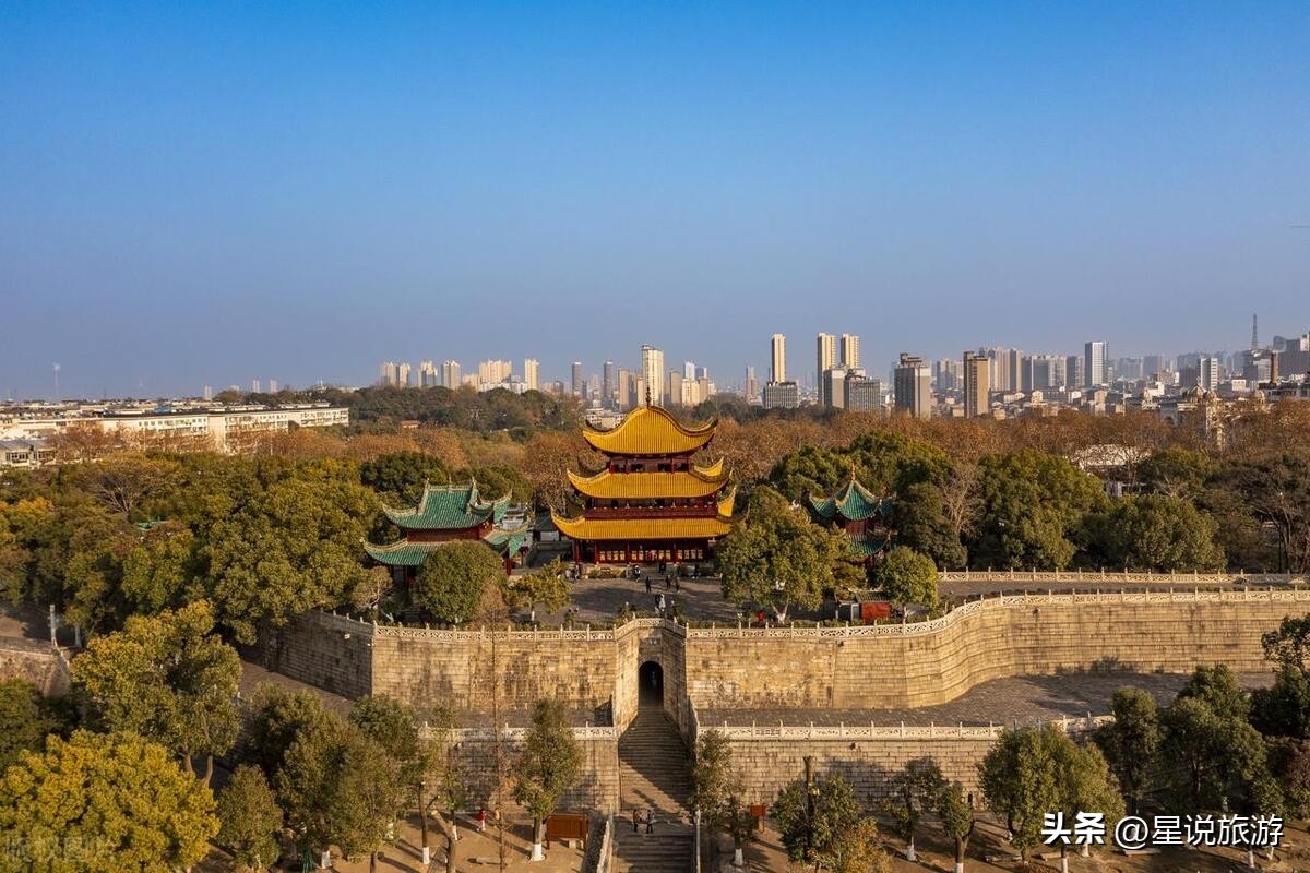 黄鹤楼滕王阁岳阳楼蓬莱阁哪个高,黄鹤楼岳阳楼滕王阁鹳雀楼都在哪