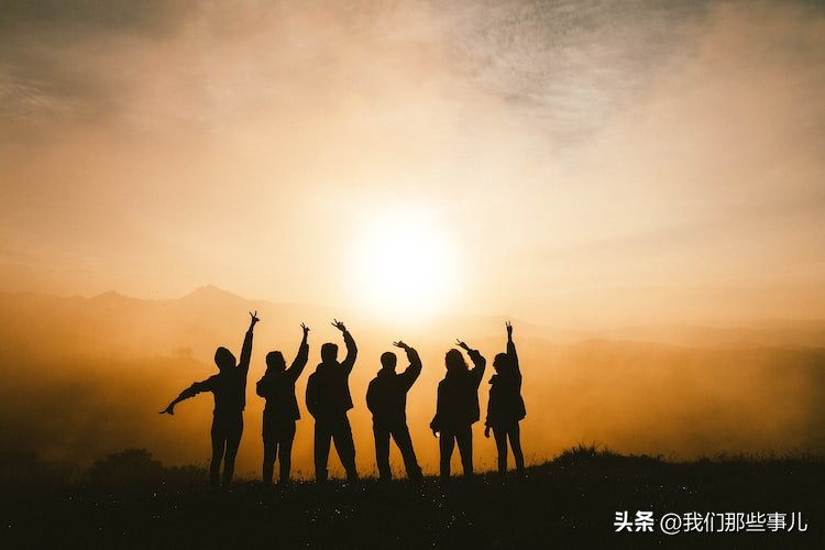 永远不要请客吃饭来报答别人,请小区邻居吃甜品