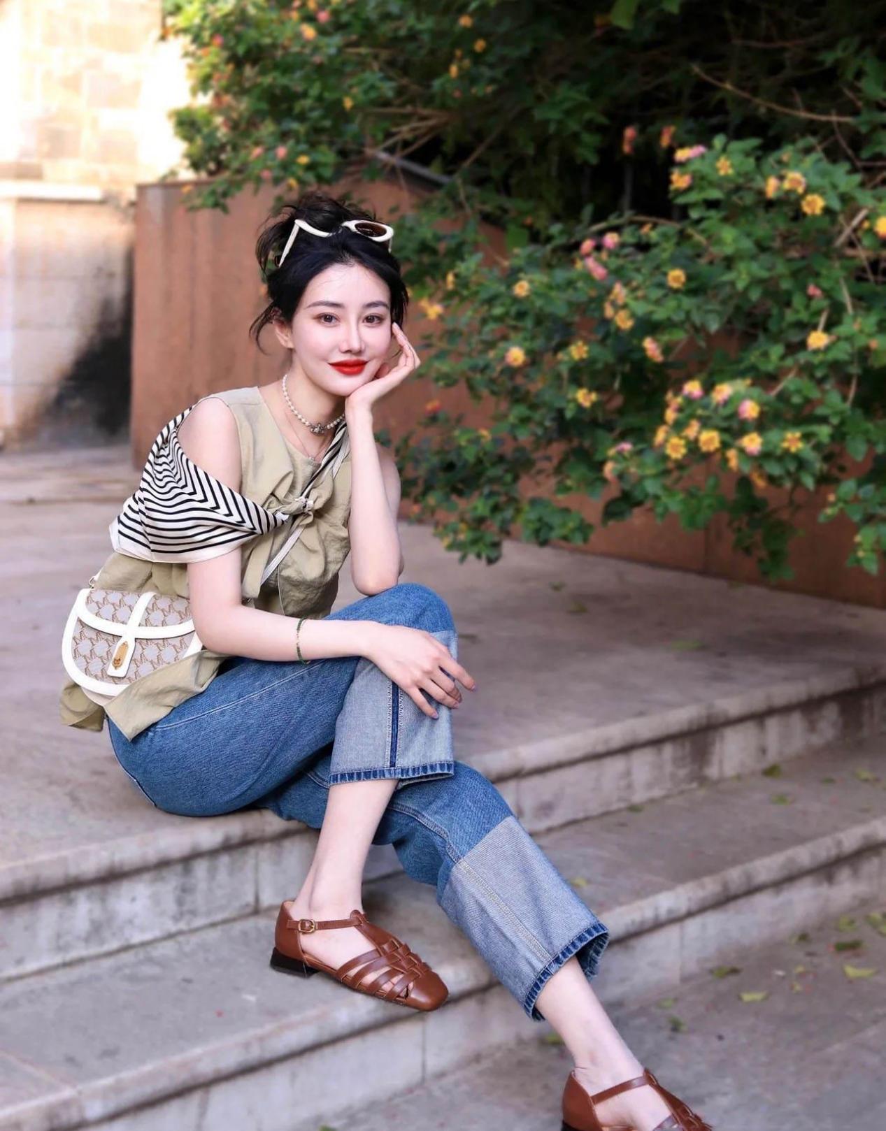 今年夏季最流行的凉鞋单鞋,今年最流行凉鞋老爹鞋