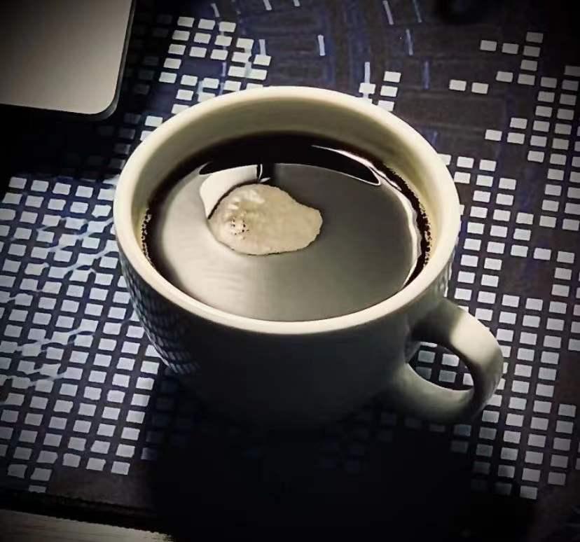 雀巢和星巴克胶囊咖啡哪个好喝,雀巢冻干咖啡和星巴克哪个好