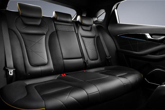 奔腾b70新款2022款1.5t乐享型落地价,一汽奔腾b70s新国潮轿跑suv