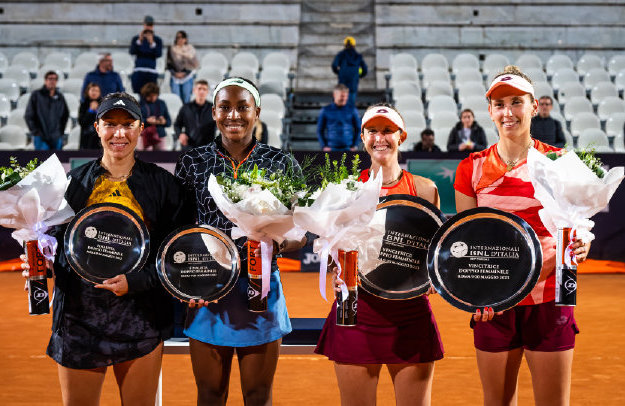 莱巴金娜收退赛礼,莱巴退赛