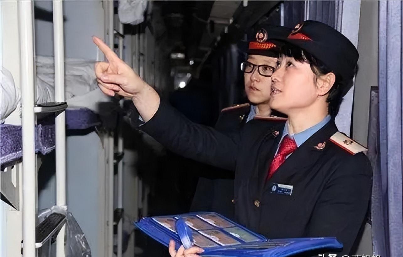 火车内的4个“秘密”：神秘的乘务员规定和震撼的鸣笛传统！