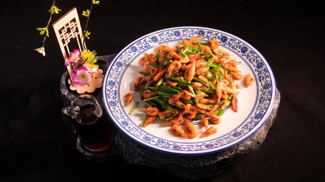 虾的家常做法蒜香小米辣,麻辣小米虾怎么炒最好吃啊