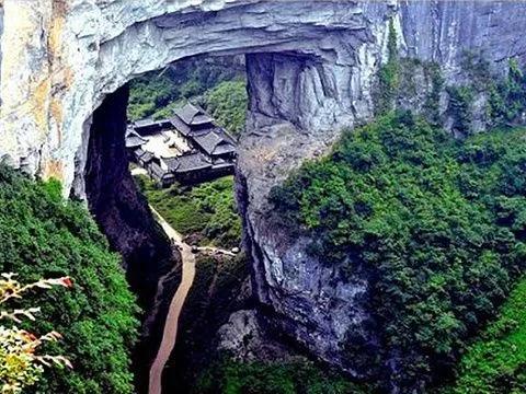 大理弥渡县天生桥风景,大理弥渡天生桥