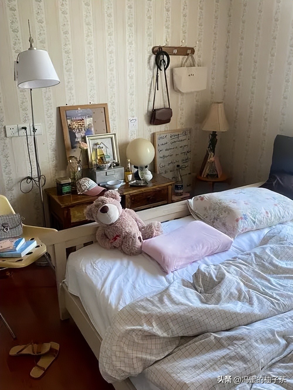 女子为200块买鞋下跪父母,女子为买鞋下跪父母