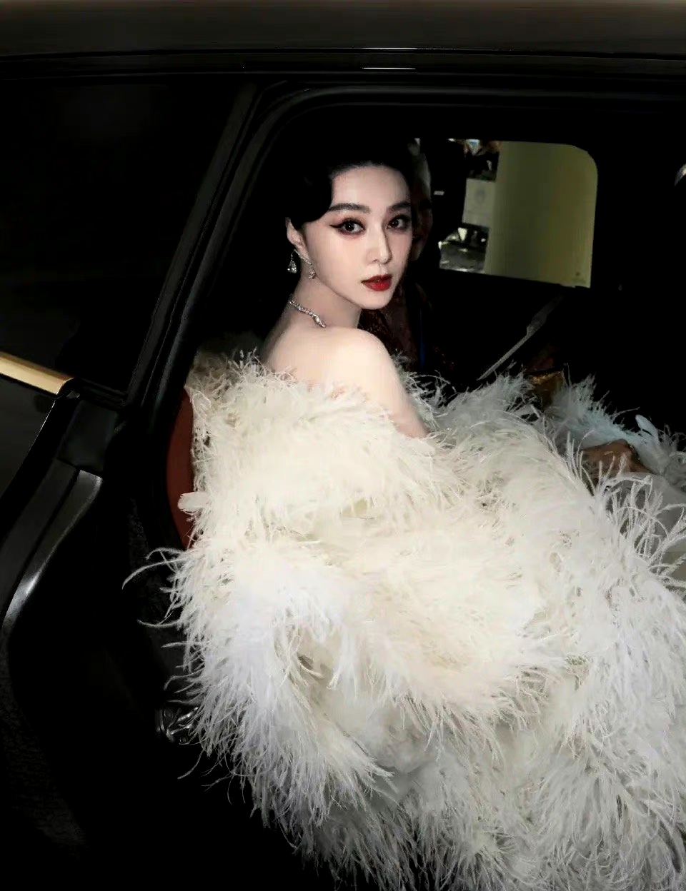 范冰冰最近一次戛纳造型,范冰冰戛纳三日行