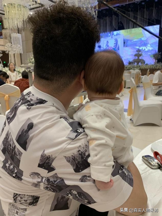 我，25岁独闯尼日利亚，这里人多市场需求大，光卖大蒜都能挣大钱